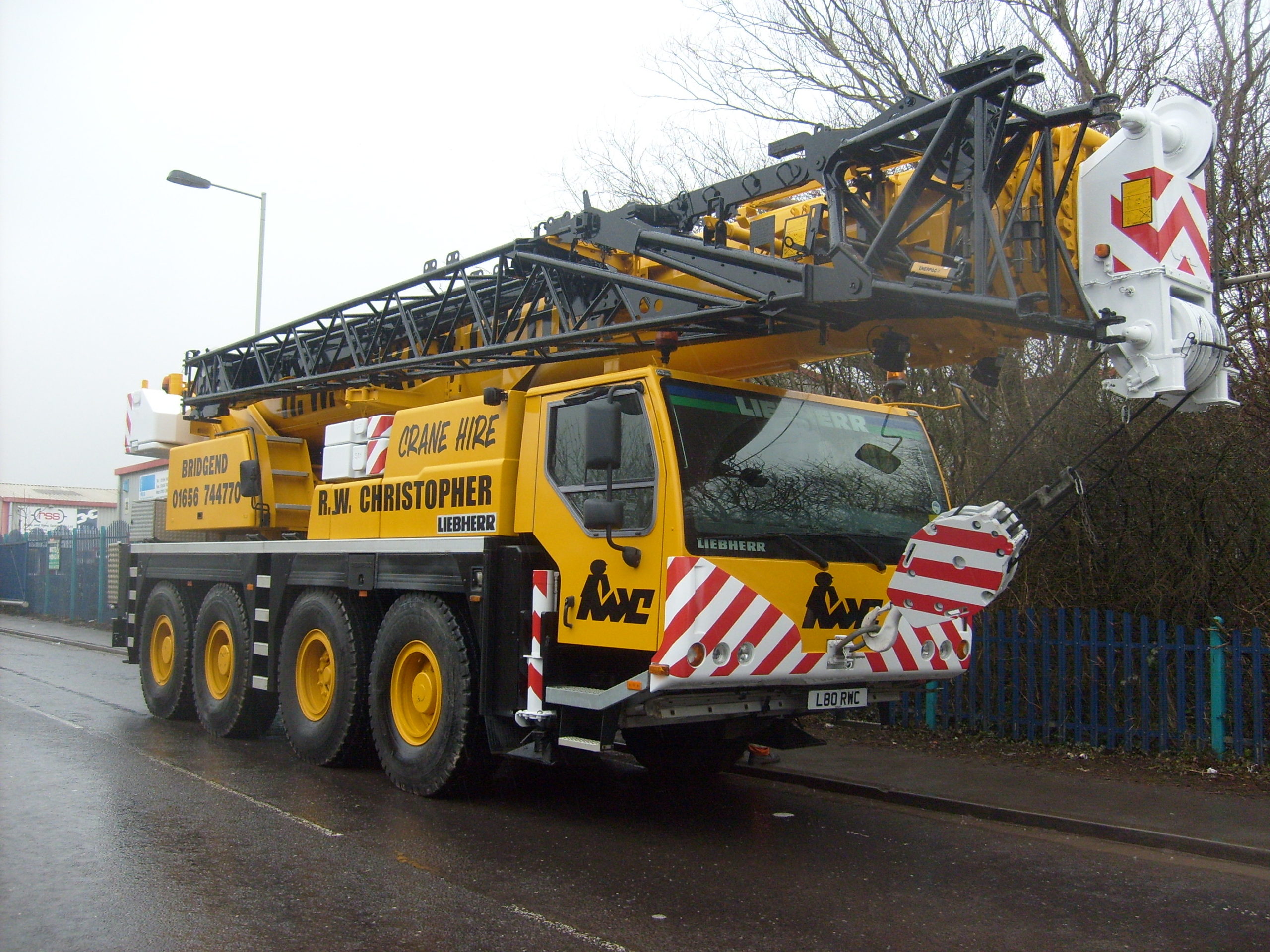 R.W. Christopher 70T LIEBHERR LTM 1070-4.1 Crane